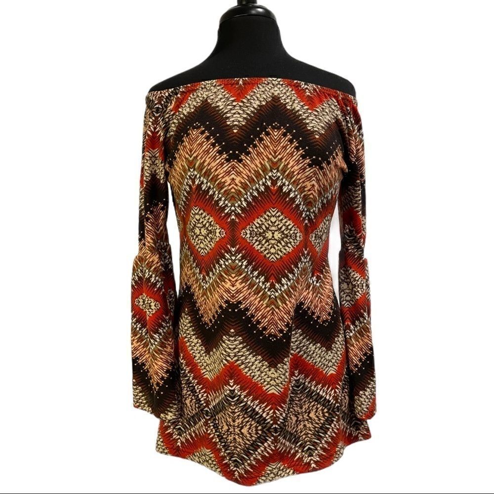 WINWIN Retro Patterned Bell Sleeve Tunic Sz S-M - Picture 2 of 11